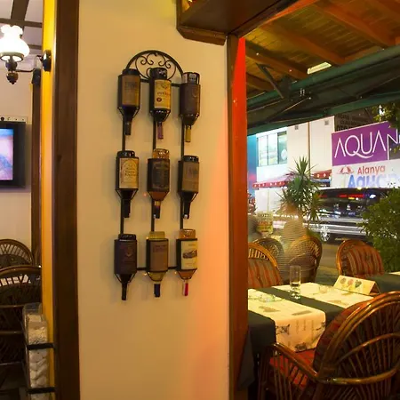 Kleopatra Hotel 3*