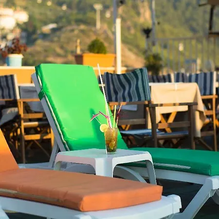 Kleopatra Hotel 3*